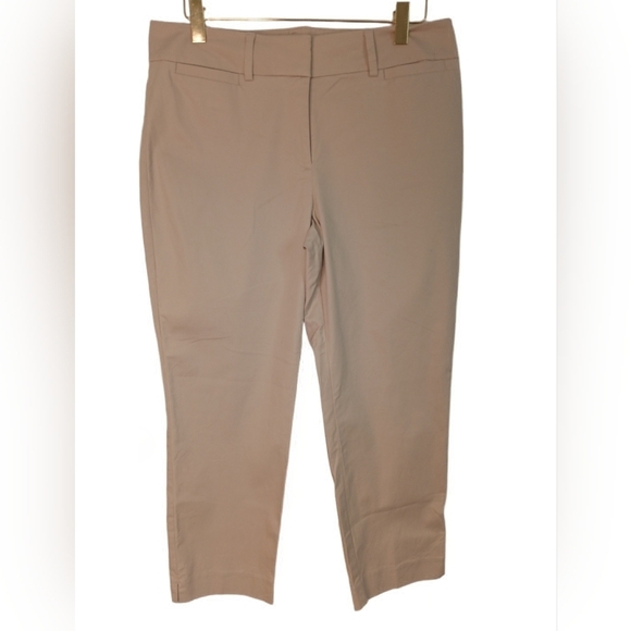 Ann Taylor Pants - Stylish Tan Cropped Pants